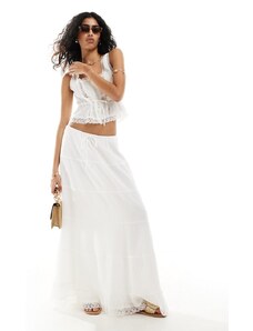 Something New styled by Claudia Bhimra - Gonna lunga stile bohémien con dettagli in pizzo bianca in coordinato-Bianco