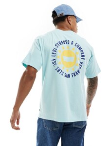 Levi's - T-shirt blu chiaro con stampa di sole e logo al centro e sul retro