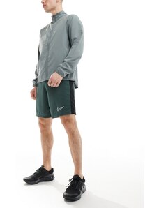 Nike Football Academy - Pantaloncini verde scuro