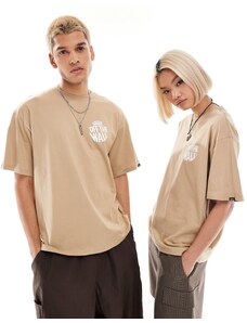 Vans - T-shirt color cuoio ampia con stampa sul retro e logo circolare-Marrone