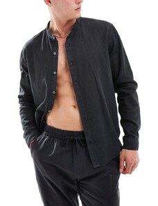 Pull&Bear - Camicia a maniche lunghe effetto lino nera con scollo serafino-Nero