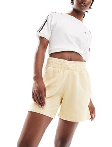 adidas Originals - Essentials - Pantaloncini in jersey giallo pallido