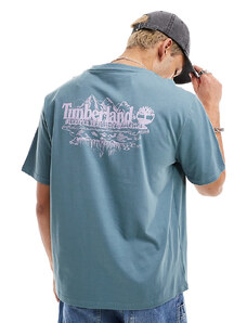 Timberland - T-shirt oversize blu con stampa grande di montagne sulla schiena - In esclusiva per ASOS-Grigio