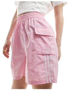 adidas Originals - Pantaloncini cargo rosa con tre strisce