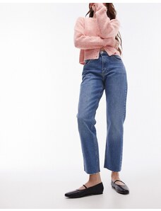 Topshop - Jeans dritti corti con bordi grezzi a vita medio alta, colore blu medio