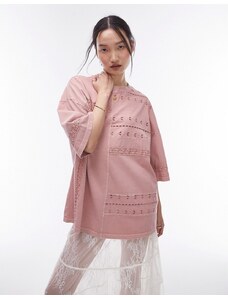 Topshop - T-shirt oversize all'uncinetto rosa