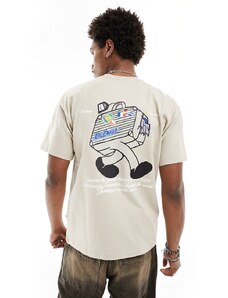 Dr Denim - Trooper American - T-shirt comoda taglio anni '90 color talpa pallido con grafica "World Traveller" stampata sul retro-Neutro