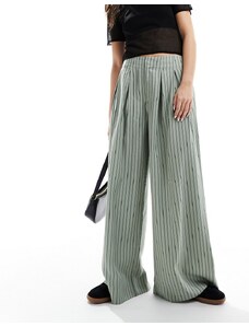 ASOS DESIGN - Pantaloni a pieghe a fondo ampio color salvia a righe-Multicolore