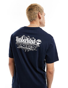 Timberland - T-shirt oversize blu navy con stampa grande di montagne sulla schiena - In esclusiva per ASOS-Nero