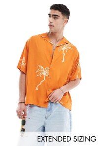 ASOS DESIGN - Camicia oversize arancione con stampa di palme e rever