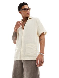 ASOS DESIGN - Camicia comoda testurizzata color sabbia con tasche applicate-Neutro