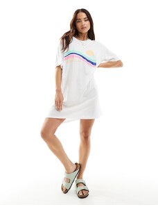 Pieces - Vestito T-shirt corto bianco con stampa di spiaggia “Surf Club”