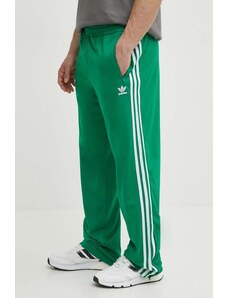 adidas Originals joggers colore verde con applicazione IU0768