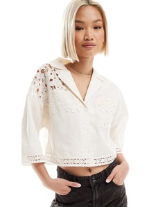Native Youth - Camicia bianca squadrata corta con inserti in pizzo-Bianco