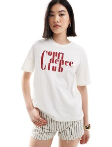 ONLY - T-shirt squadrata bianca con scritta "Confidence Club"-Bianco