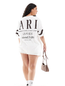 ASOS Curve ASOS DESIGN Curve - T-shirt oversize color crema con grafica con scritta "Paris" sovrapposta sul retro-Bianco