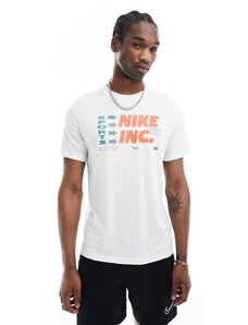 Nike Training - Dri-FIT - T-shirt bianca con stampa grafica-Bianco