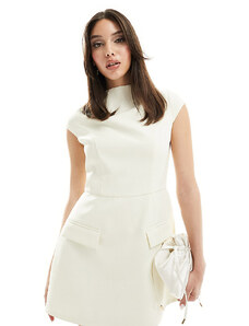 Esclusiva Heiress Beverly Hills - Vestito corto premium color crema strutturato con maniche ad aletta e tasche-Bianco