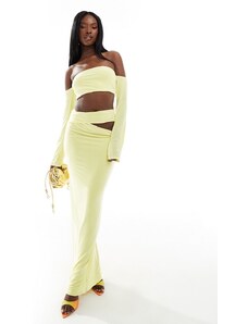 ASOS DESIGN - Vestito lungo a maniche lunghe giallo con scollo alla Bardot e cut-out laterale