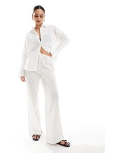 Pull&Bear - Pantaloni con coulisse in pizzo bianco in coordinato