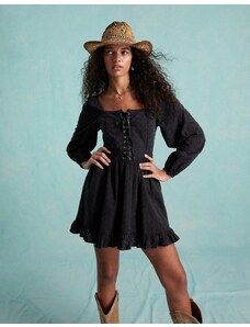 Miss Selfridge - Vestito corto in pizzo stile corsetto nero lavaggio acido