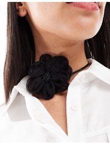 ASOS DESIGN - Collarino nero con decorazione floreale