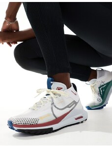 Nike Running - Pegasus Trail 4 GTX - Sneakers bianche e grigie-Bianco