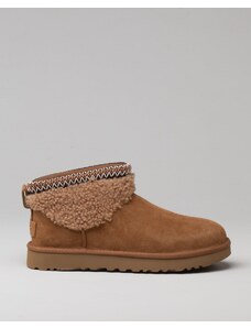 UGG Classic Ultra Mini Maxi Curly