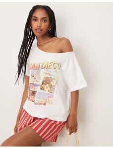 ASOS DESIGN Vestaglia corta da sposa in raso bianca con scritta