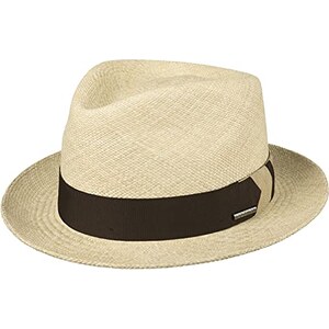 Cappello Panama: il copricapo più amato dall'uomo domina anche l'estate