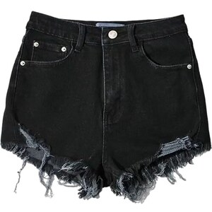 Come indossare i Pantaloni a vita alta: ecco i look da cui prendere