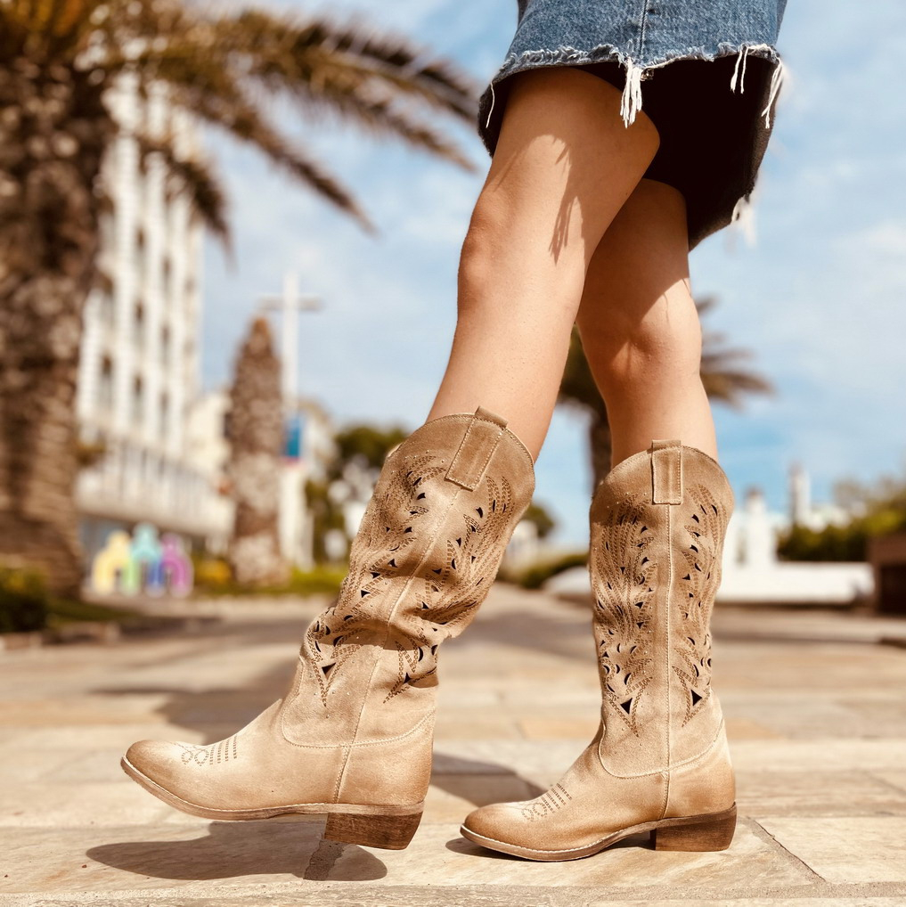 Stivali In Pelle Scamosciata Con Frange Donna, Marrone | Milano - Foto 5