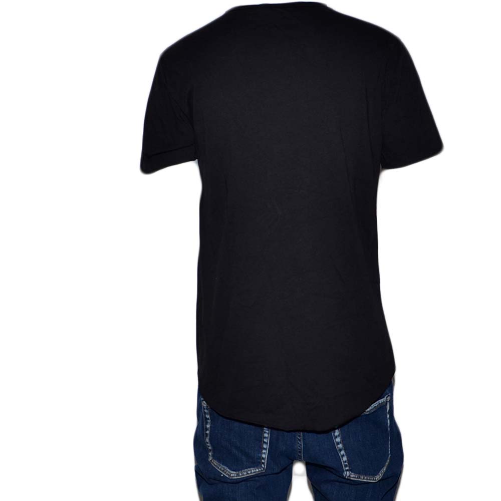 Malu Shoes T-Shirt lunga uomo nera oversize maniche corte scritta la music is my religion street style estate