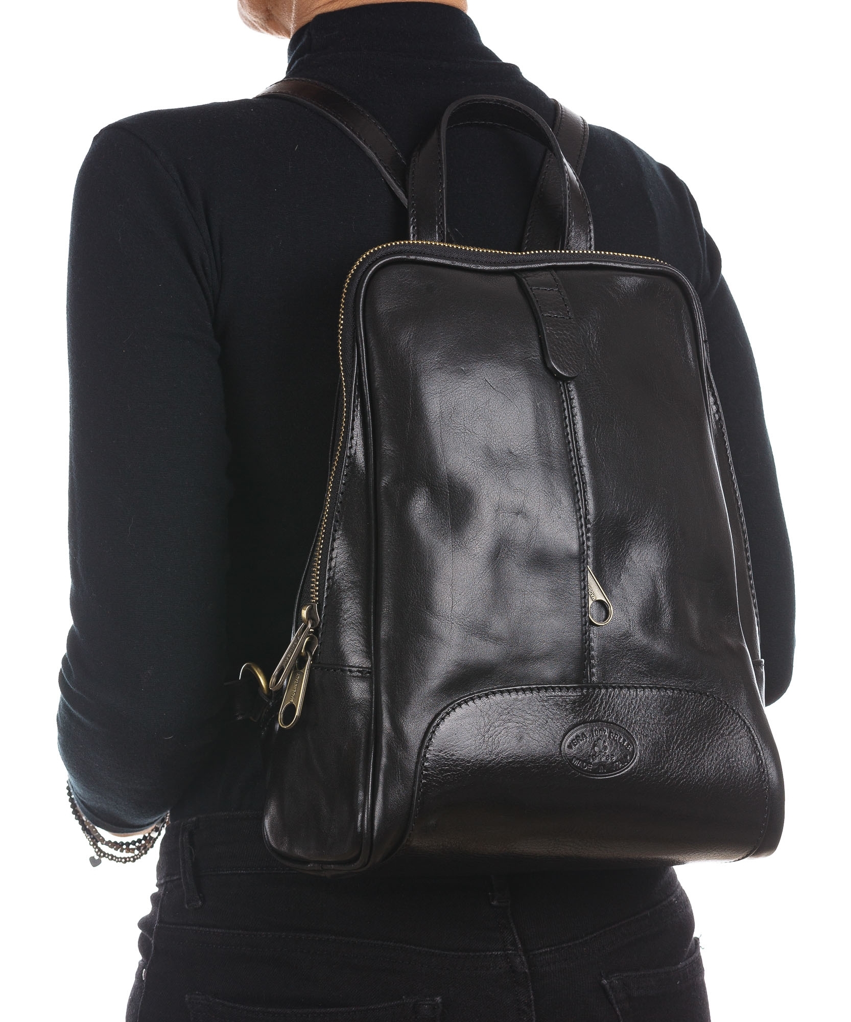 Zaino donna in vera pelle MONTE VENTUROSA, colore NERO, CHIAROSCURO, Made in Italy