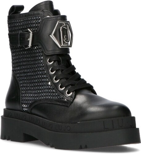 scarpe modello anfibi