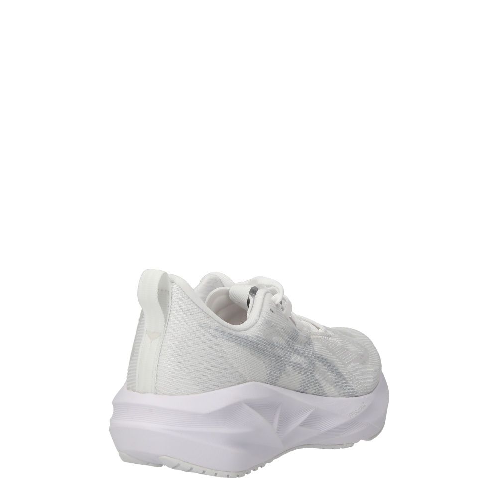 Asics Novablast 5 12b765 100