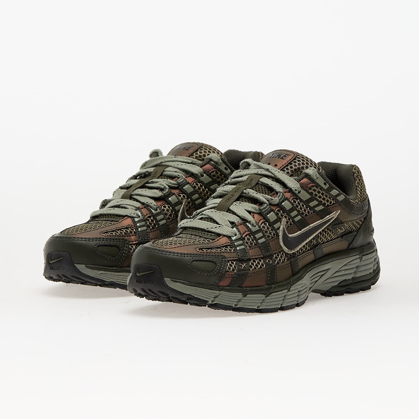 Sneakers Nike W P-6000 Se Sequoia/ Black-Cargo Khaki-Lt Army