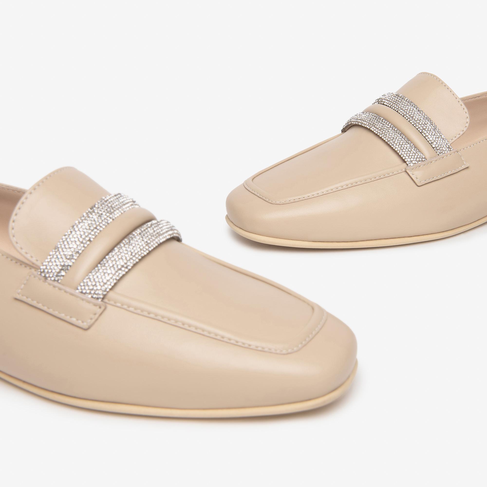 Mocassini donna NeroGiardini in pelle con fondo gomma E409640D