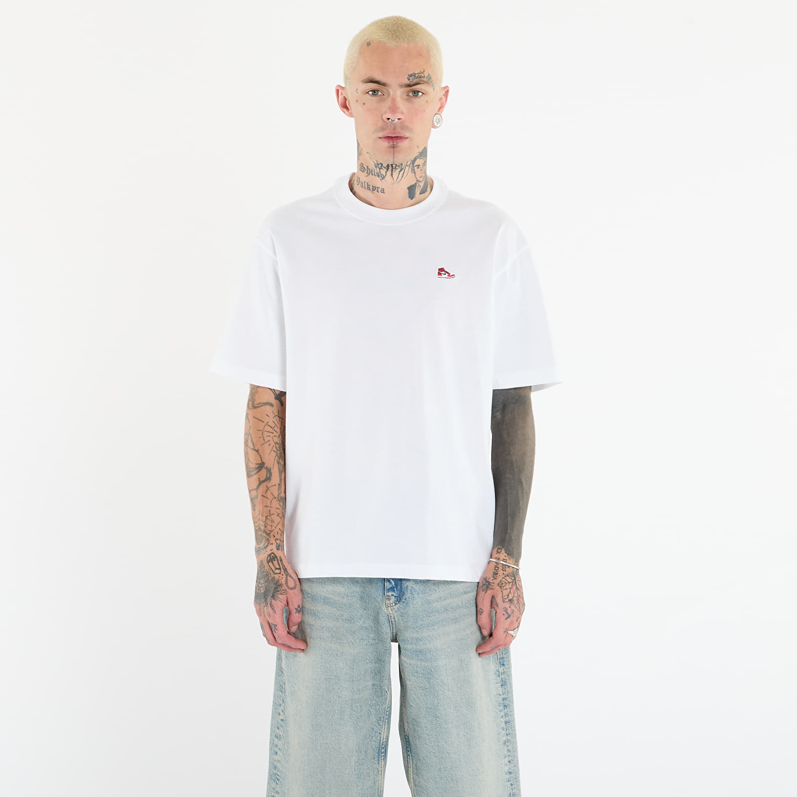 Maglietta Jordan Brand Men's Sneaker Patch T-Shirt White/ Varsity Red XS