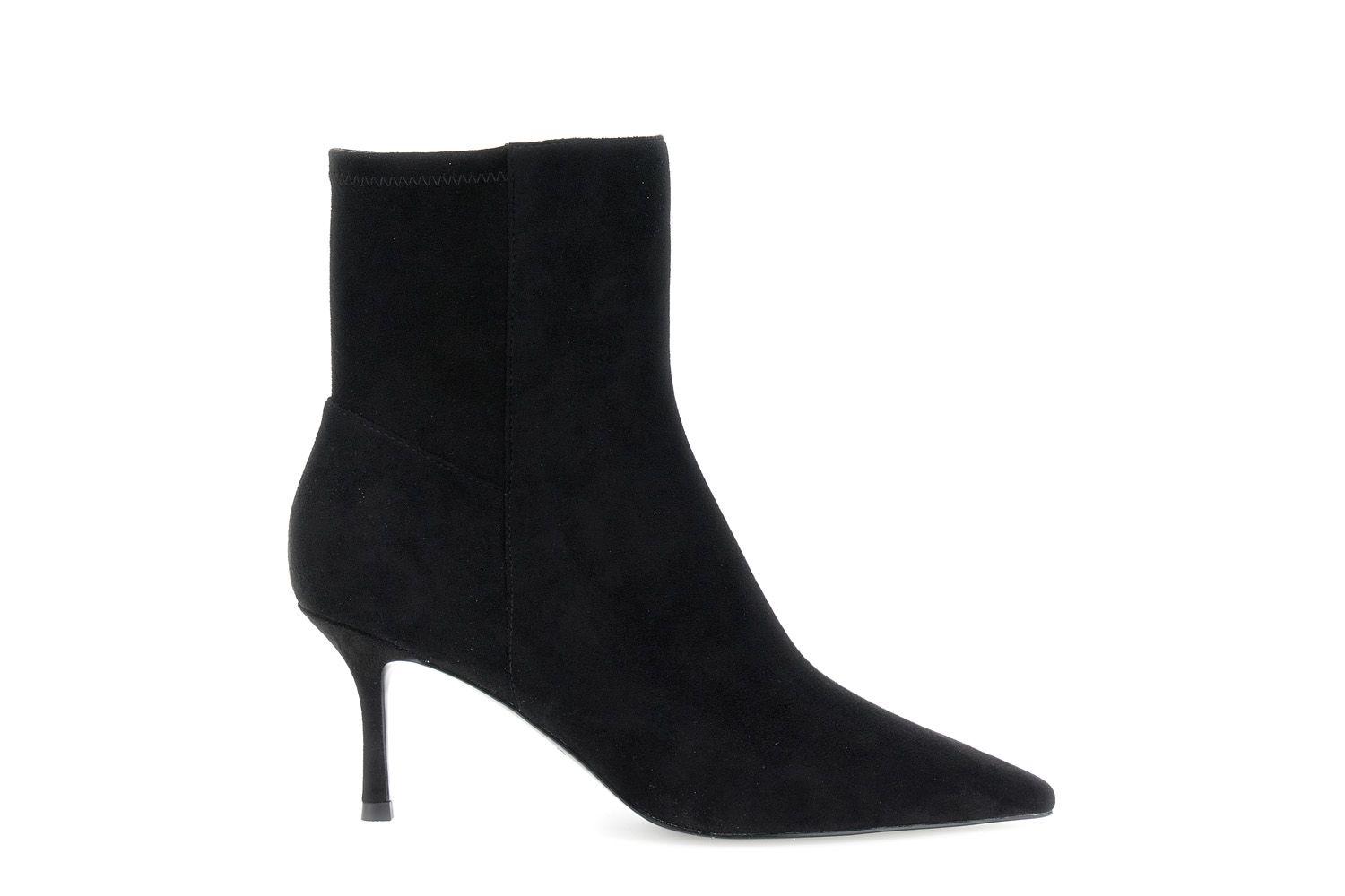 Tronchetto donna di CafèNoir in camoscio tacco 75 NA5211