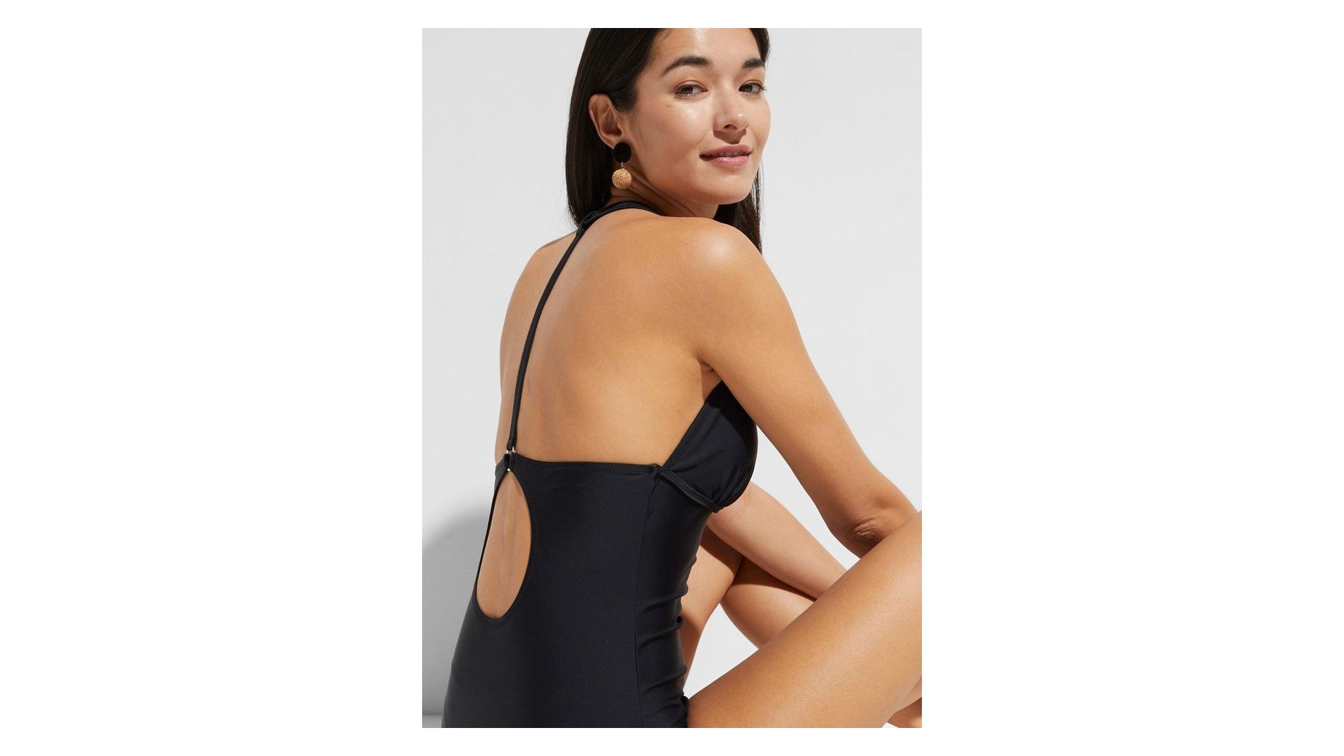 bonprix Costume intero con scollatura profonda a V, Nero