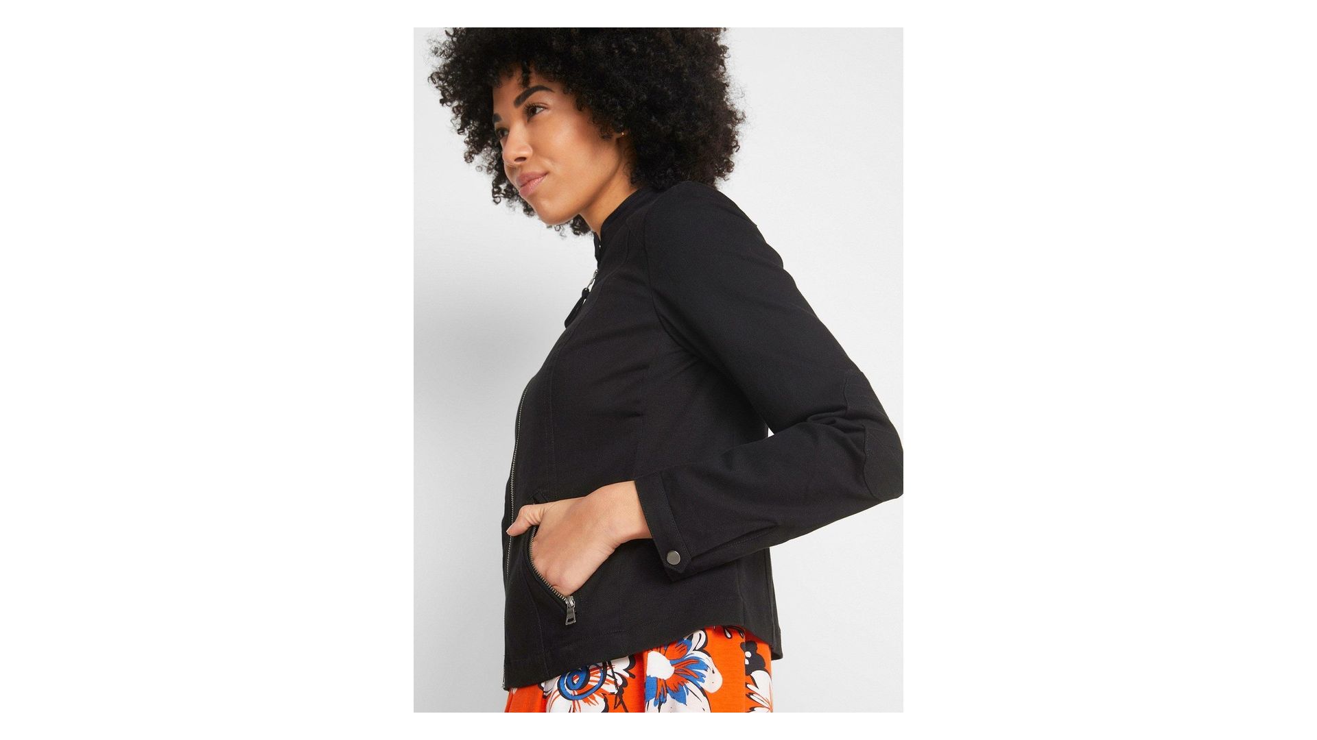 bonprix Giacca in twill di cotone con inserti laterali elasticizzati, Nero, similpelle