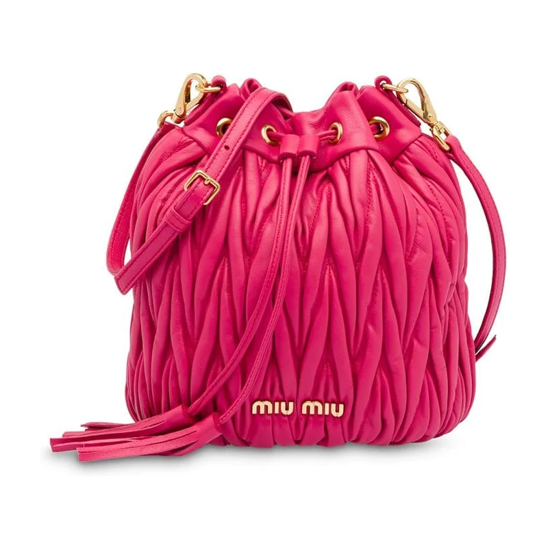 Miu Miu Borsa a secchiello Matelassé Donna