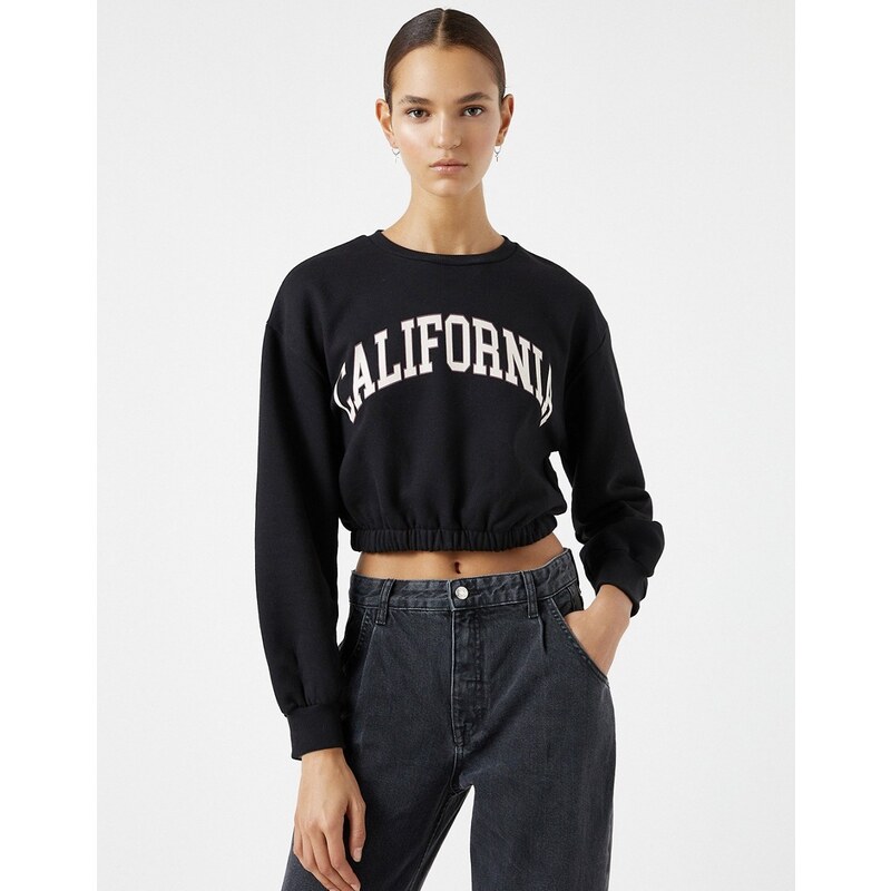 Felpa nera clearance pull and bear