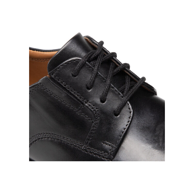Scarpe basse Clarks