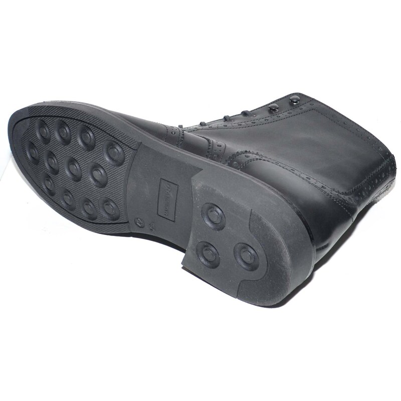 Malu Shoes Anfibio vintage in vera pelle nero spazzolato con cucitura in punta fondo gomma lacci in tinta chiusura handmade