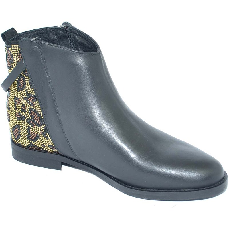 Malu Shoes Stivaletto donna vera pelle di nappa nera con zip laterale borchie piccole maculato zeppa para interna handmade in italy