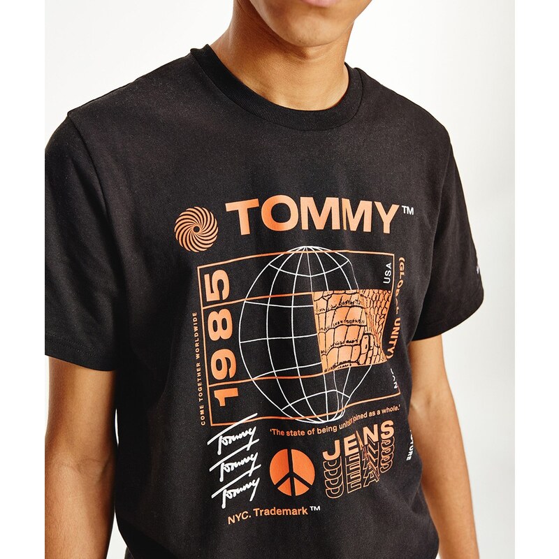 Tommy Jeans T-Shirt TJM UNITEE FLAG REPTILE TEE Uomo colore nero