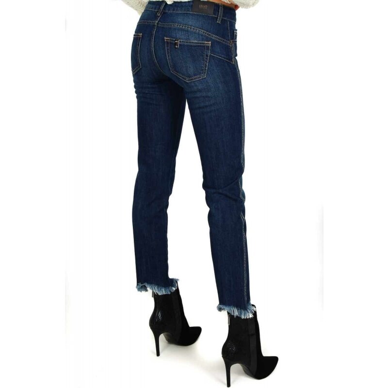 Jeans con sale brillantini laterali