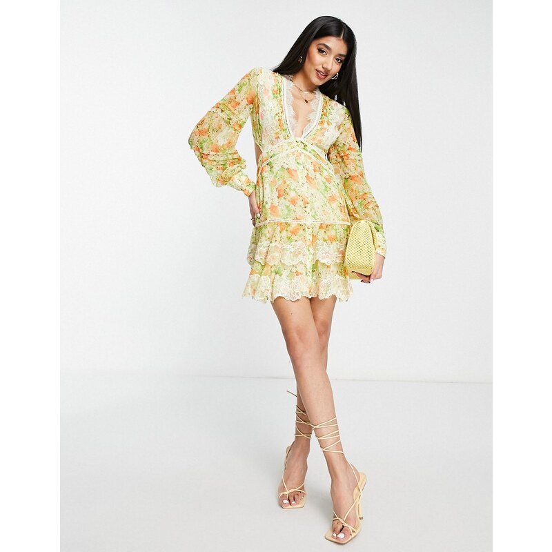 ASOS DESIGN Vestito corto a balze in chiffon a fiorellini con